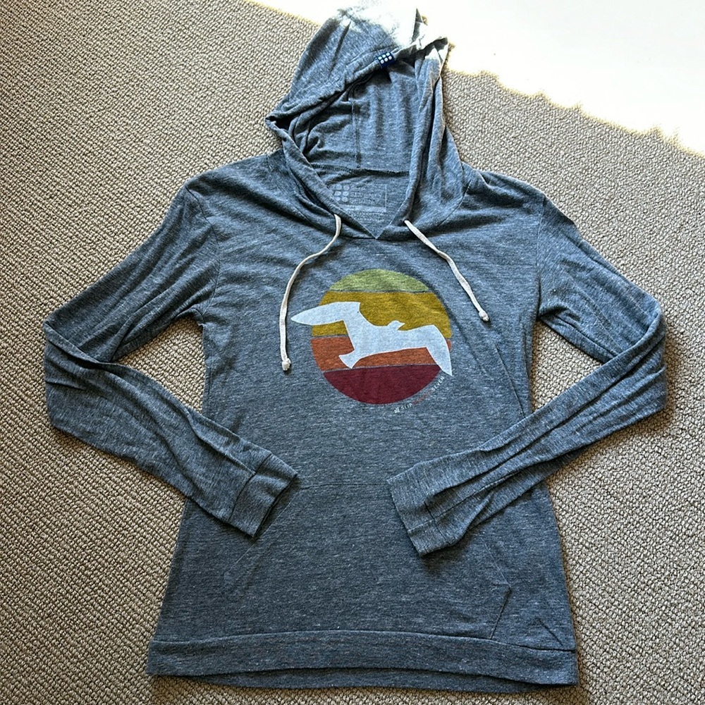 Slip seventy seven surf brand women’s sz M EUC LS hooded Heather grey tshirt